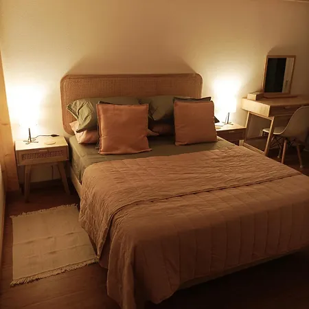 Pinheiros Tranquilos Local Serta Valongo (Porto)