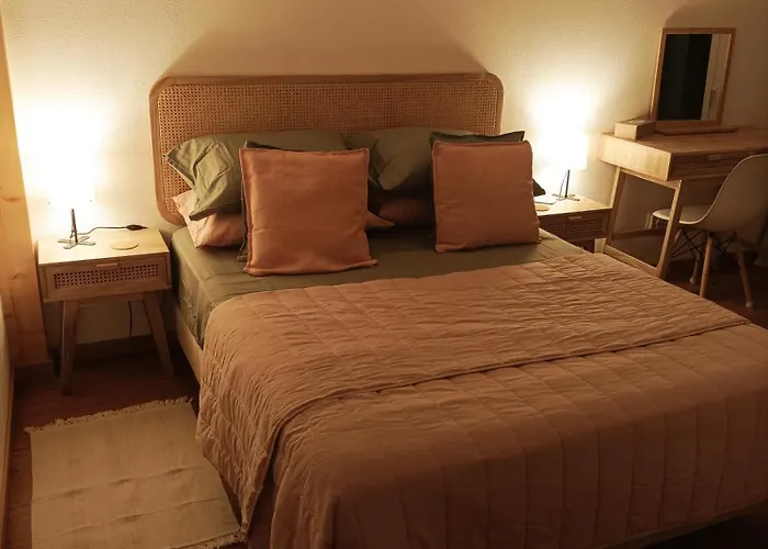 Pinheiros Tranquilos Local Serta Valongo (Porto)