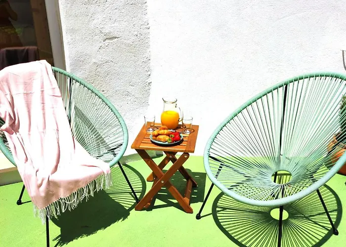 Pinheiros Tranquilos Local Serta Valongo (Porto)